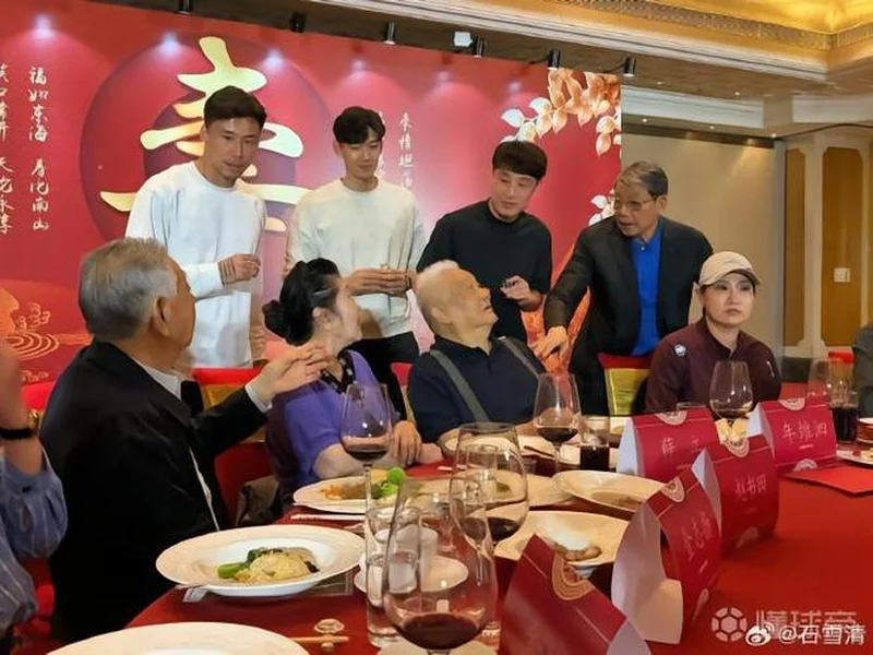 石雪清：徐根宝为年维泗庆生多年，这份恩情成为中国足坛一段佳话